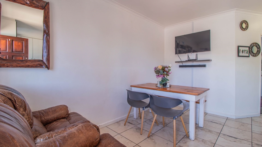 2 Bedroom Property for Sale in Victoria Park Western Cape